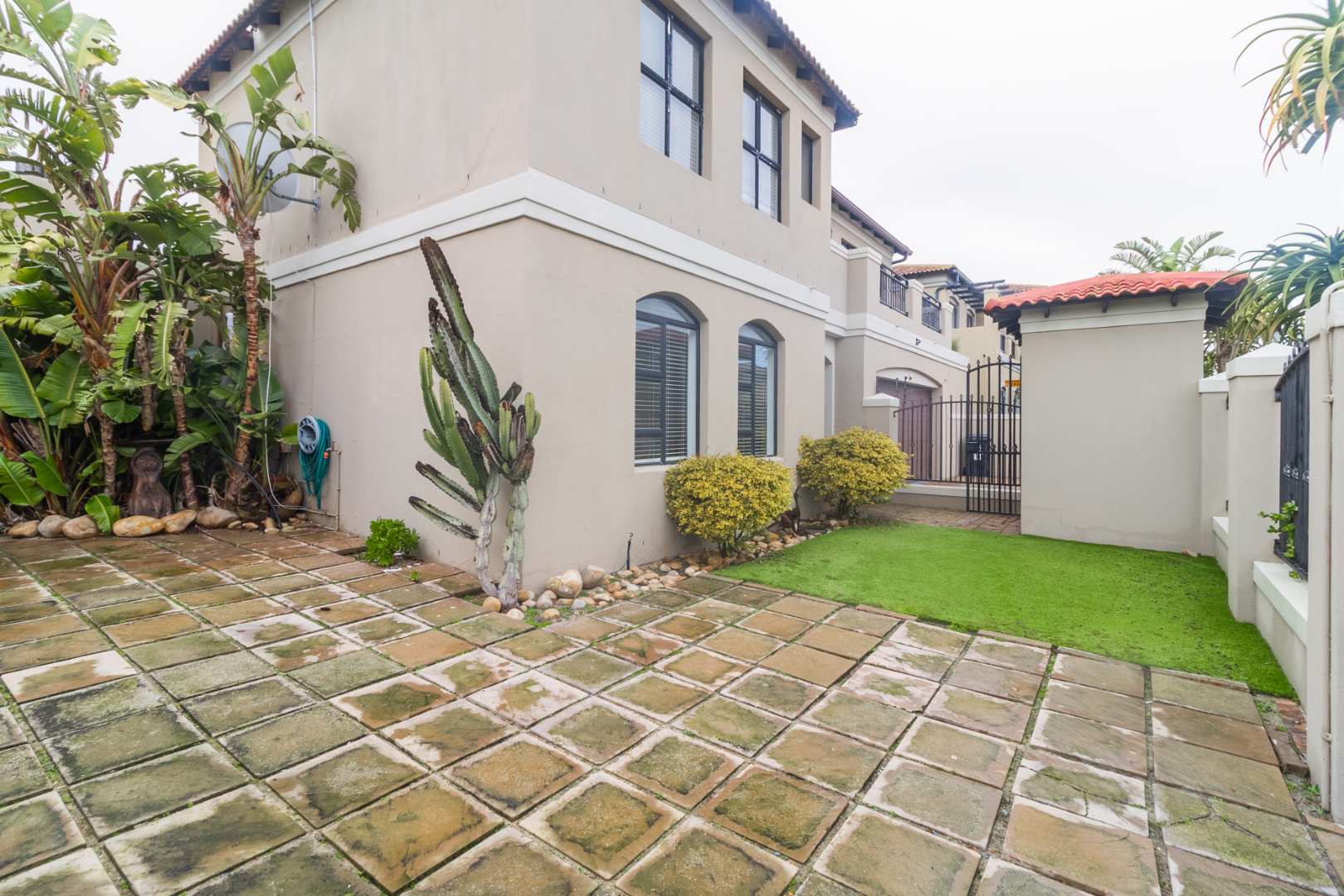 To Let 4 Bedroom Property for Rent in Big Bay Western Cape